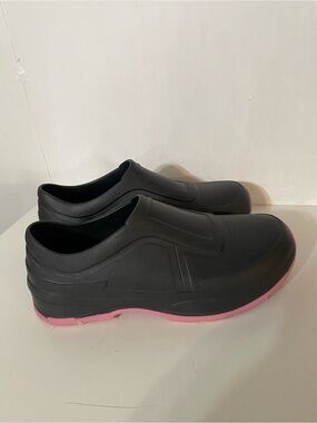 Gales the Standing Shoe